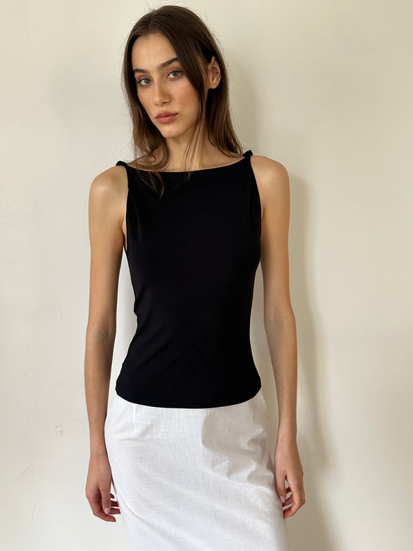 Isa top